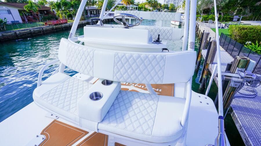 2024 Invincible 43 Open