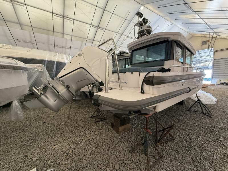 2022 Axopar 28 Cabin