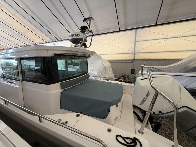 2022 Axopar 28 Cabin