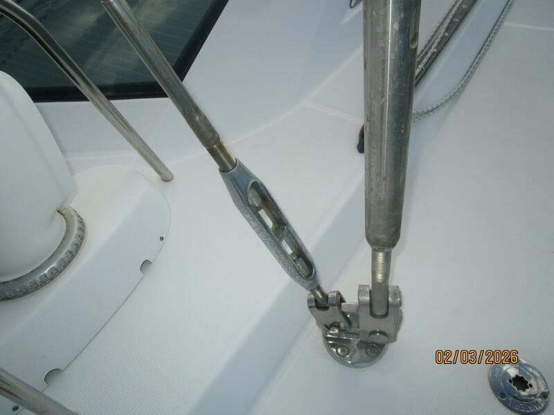 54' Jeanneau standing rigging4