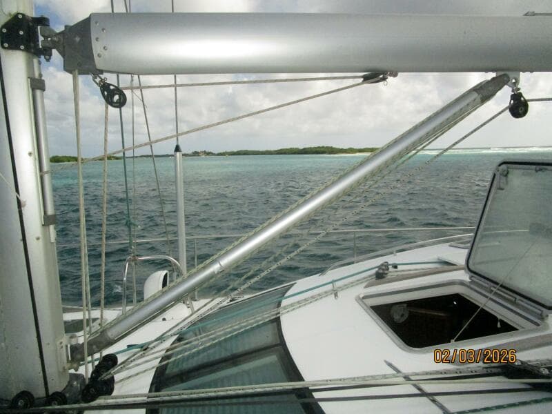 54' Jeanneau boom vang2