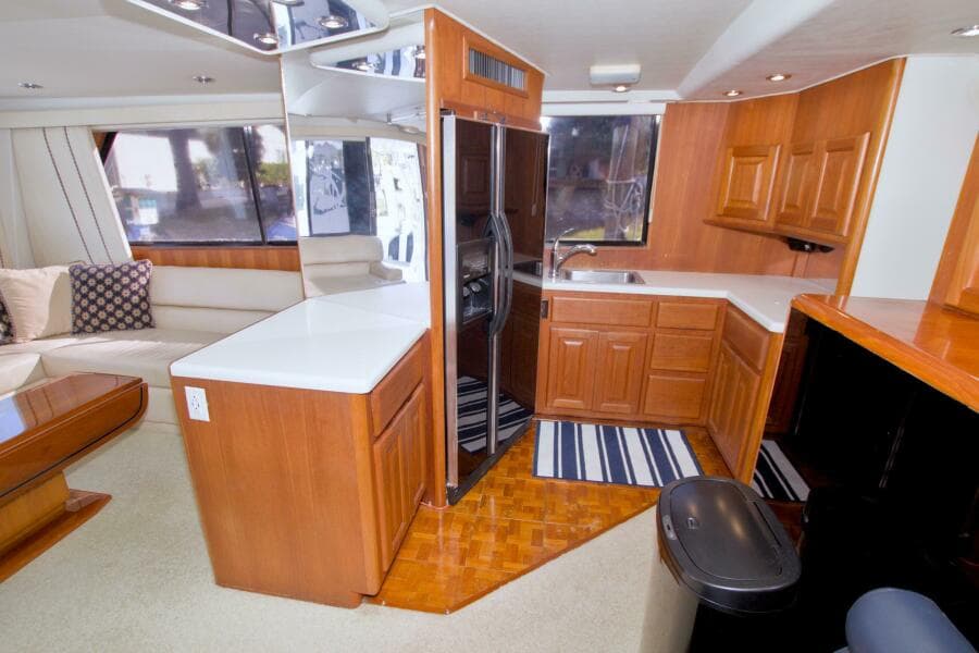 1990 Viking 53 Convertible