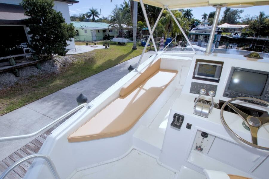 1990 Viking 53 Convertible