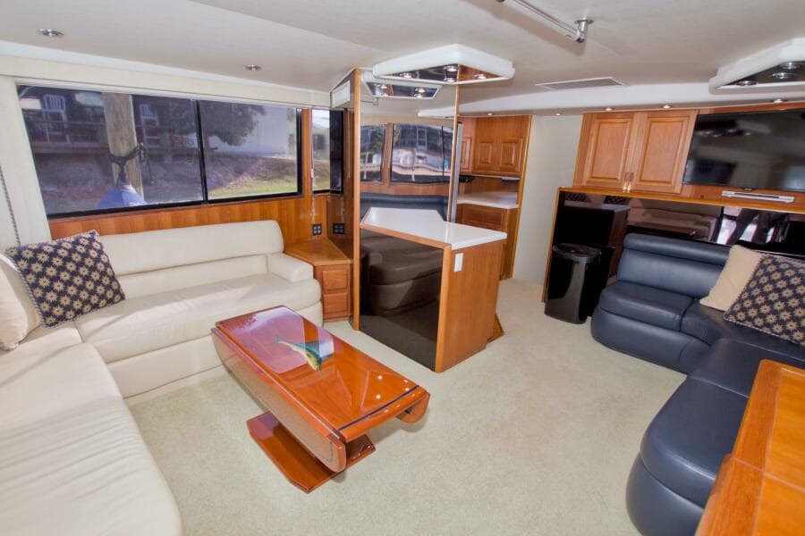 1990 Viking 53 Convertible