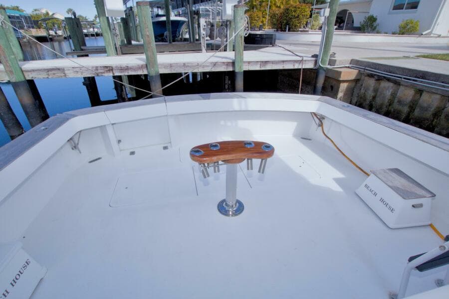 1990 Viking 53 Convertible