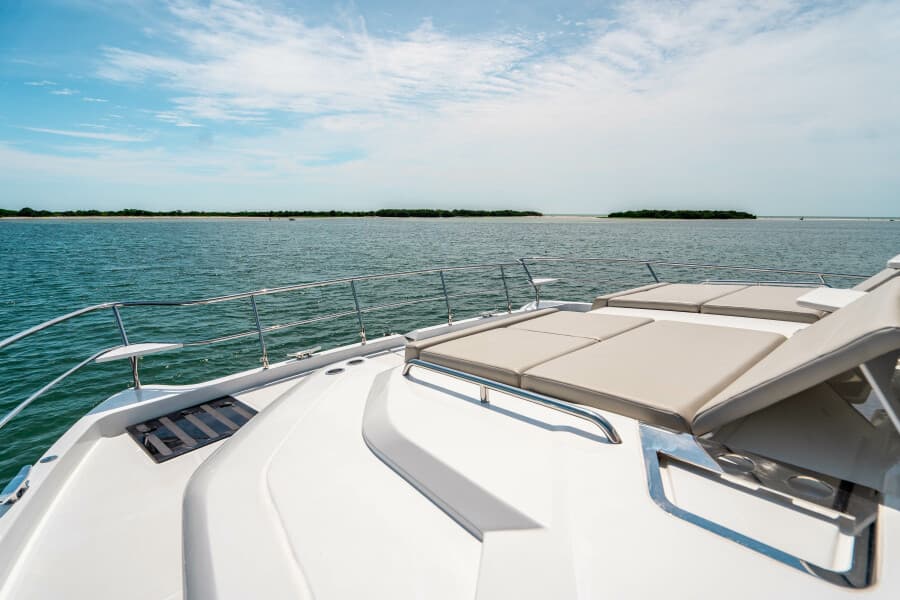 2024 Aquila 54 Yacht