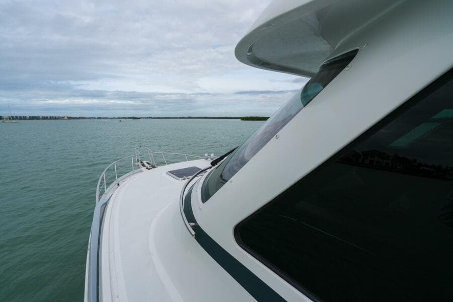2022 Marlow Explorer 62E-CB