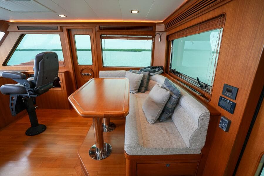 2022 Marlow Explorer 62E-CB