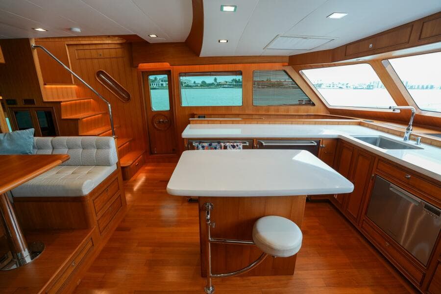 2022 Marlow Explorer 62E-CB