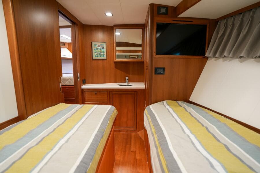 2022 Marlow Explorer 62E-CB