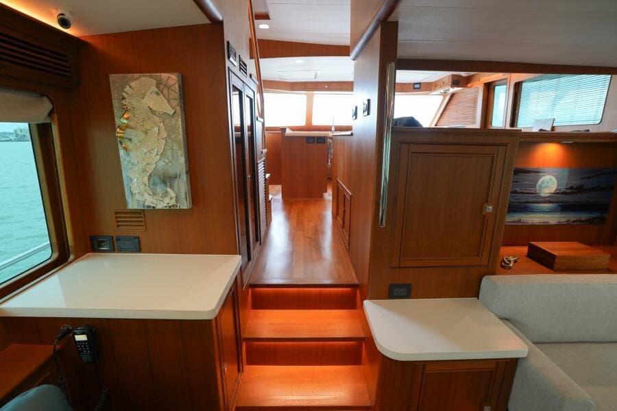 2022 Marlow Explorer 62E-CB