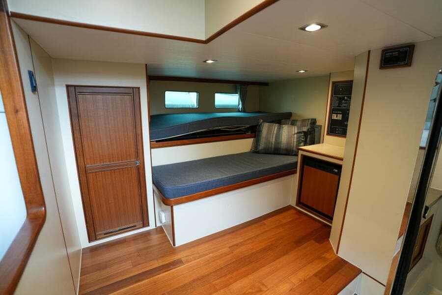 2022 Marlow Explorer 62E-CB