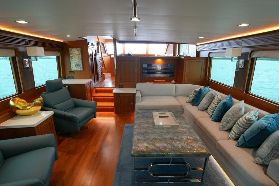 2022 Marlow Explorer 62E-CB