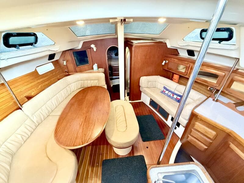 1991 Hunter Passage 42