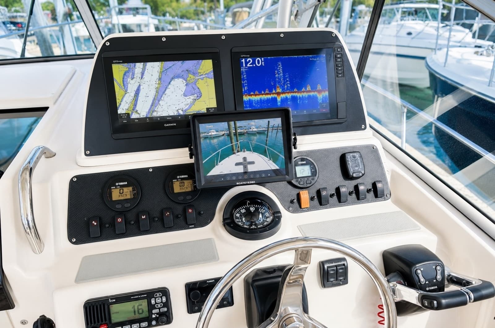 2007 Grady-White Marlin 300