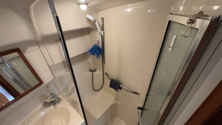 Forward Head Shower
