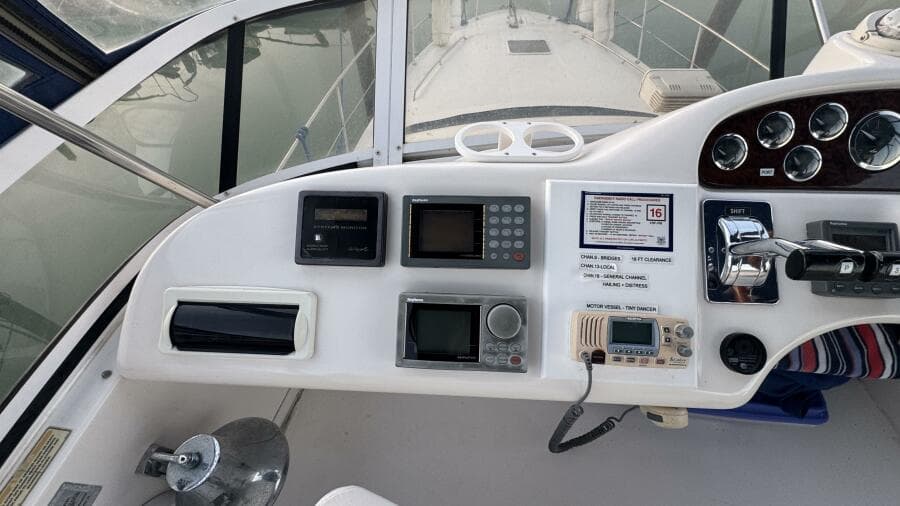 Helm Station Equipment & Navigation