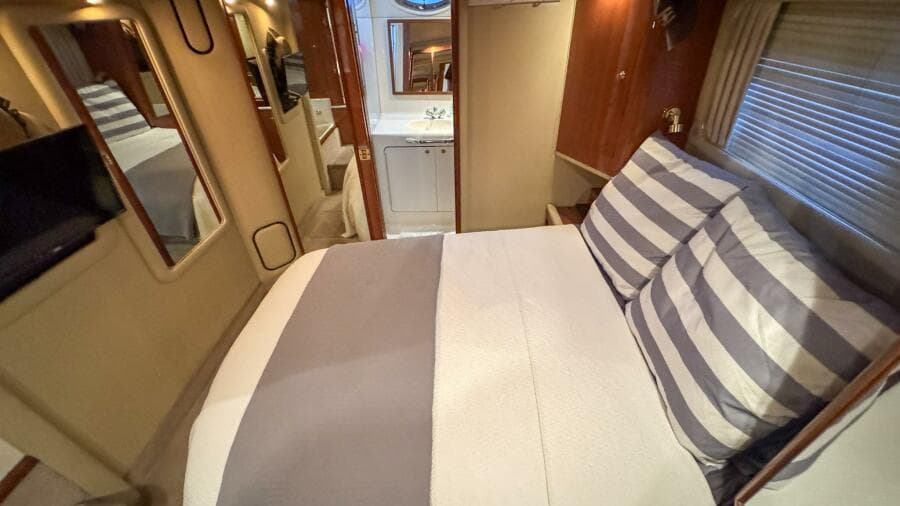 Aft Primary Stateroom