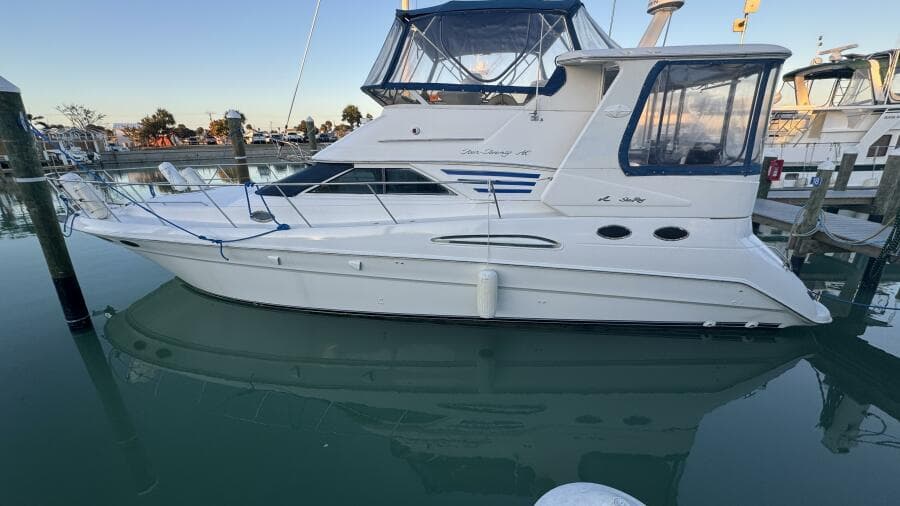 2000 Sea Ray 420 Aft Cabin