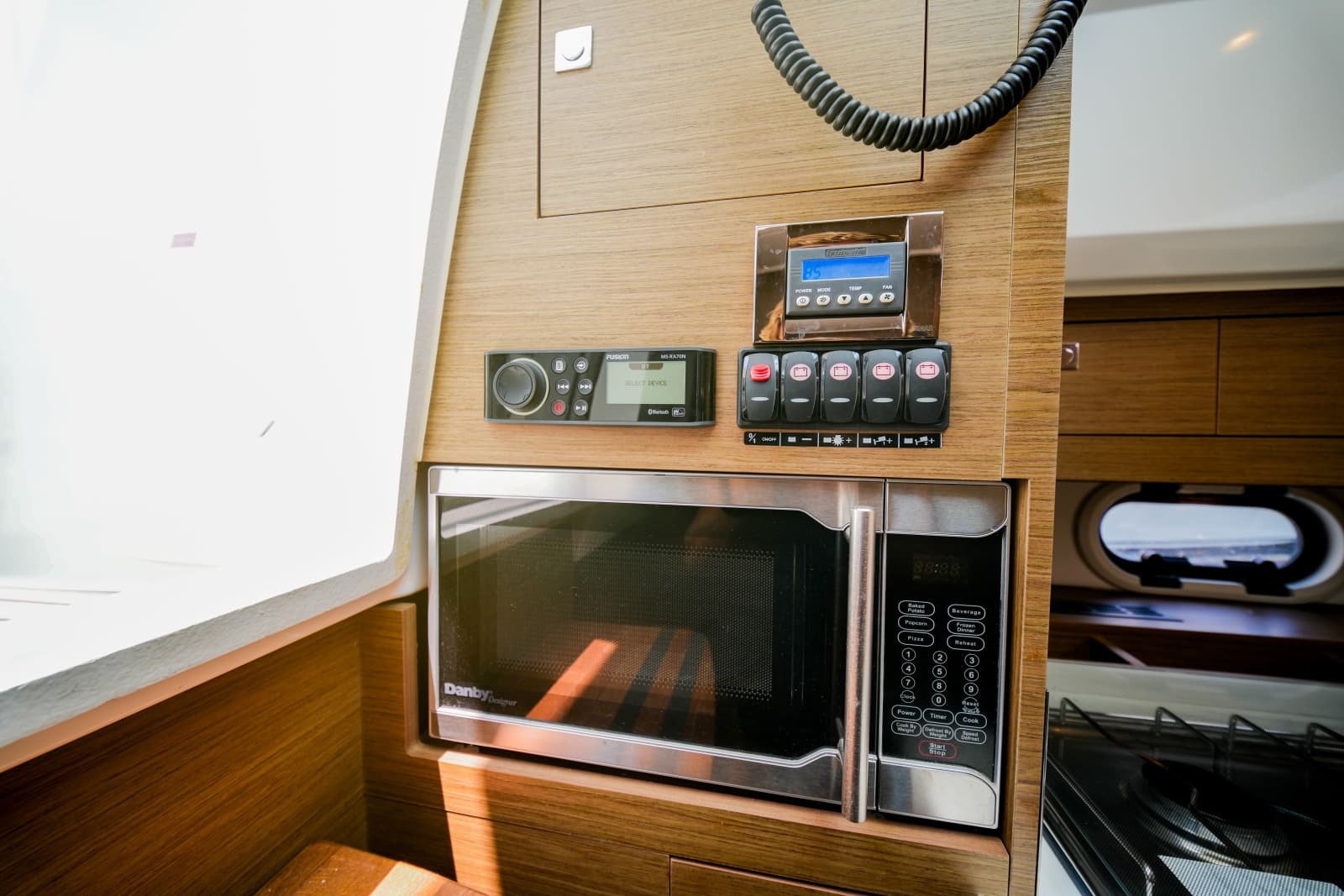 2019 Jeanneau 10.5