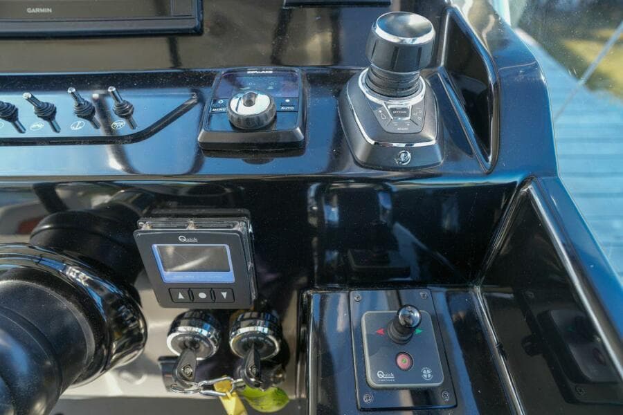2020 Beneteau Flyer 10