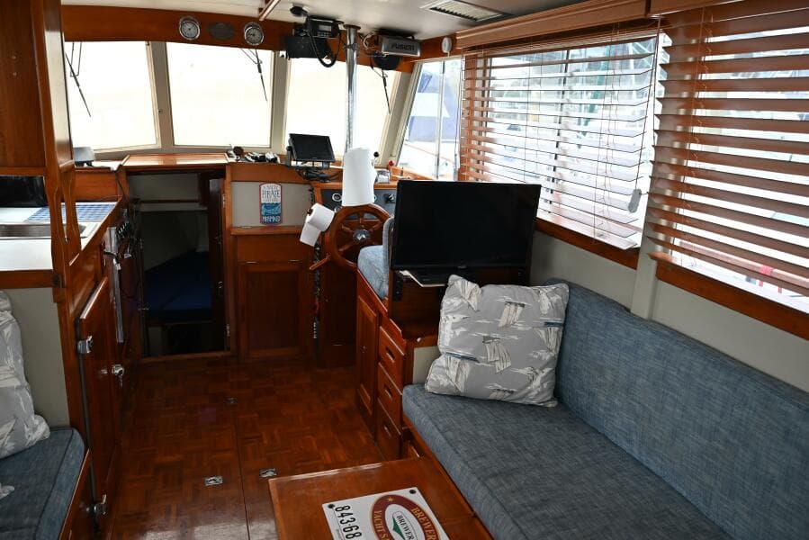1970 Grand Banks Flybridge Trawler