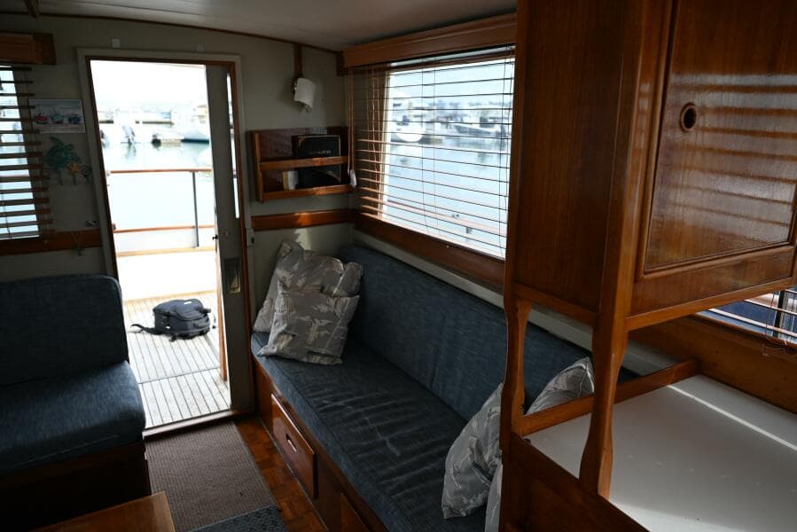 1970 Grand Banks Flybridge Trawler