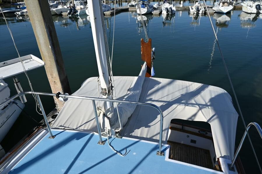 1970 Grand Banks Flybridge Trawler