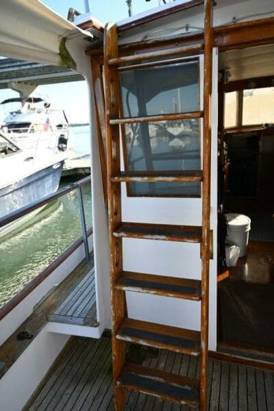 1970 Grand Banks Flybridge Trawler