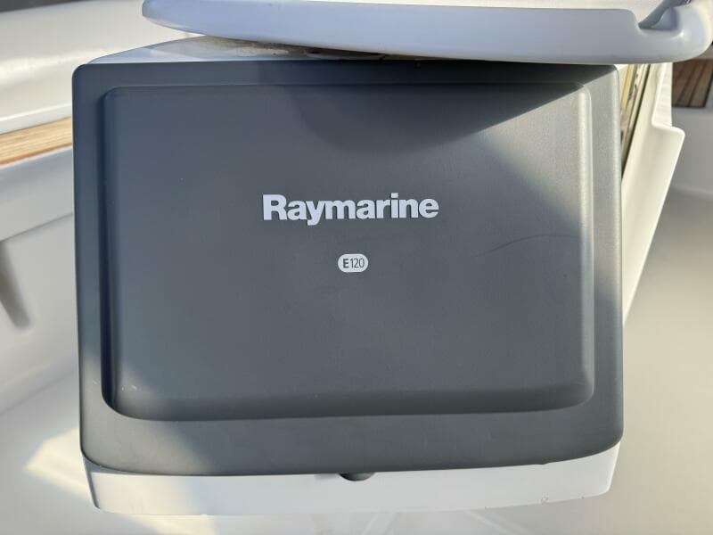 2009 Beneteau 49