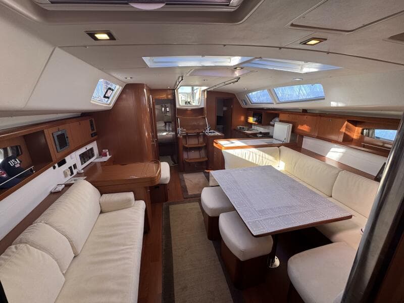2009 Beneteau 49