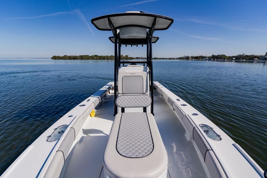 2024 Dorado 25
