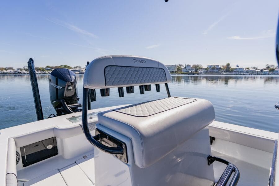 2024 Dorado 25