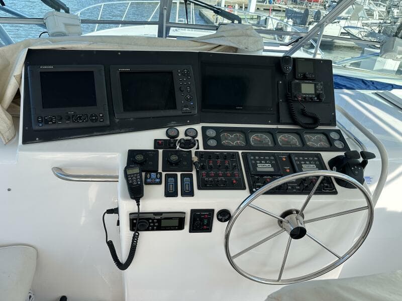 2000 Cabo Express 45