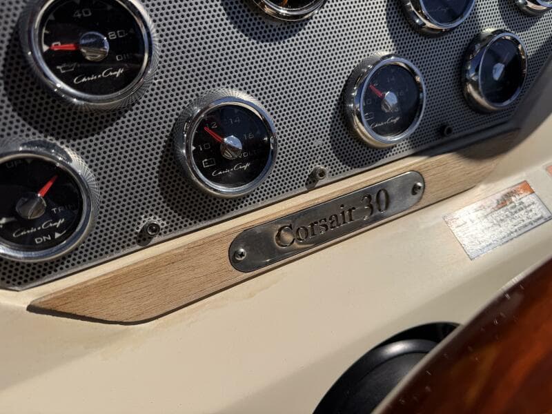 2019 Chris-Craft 