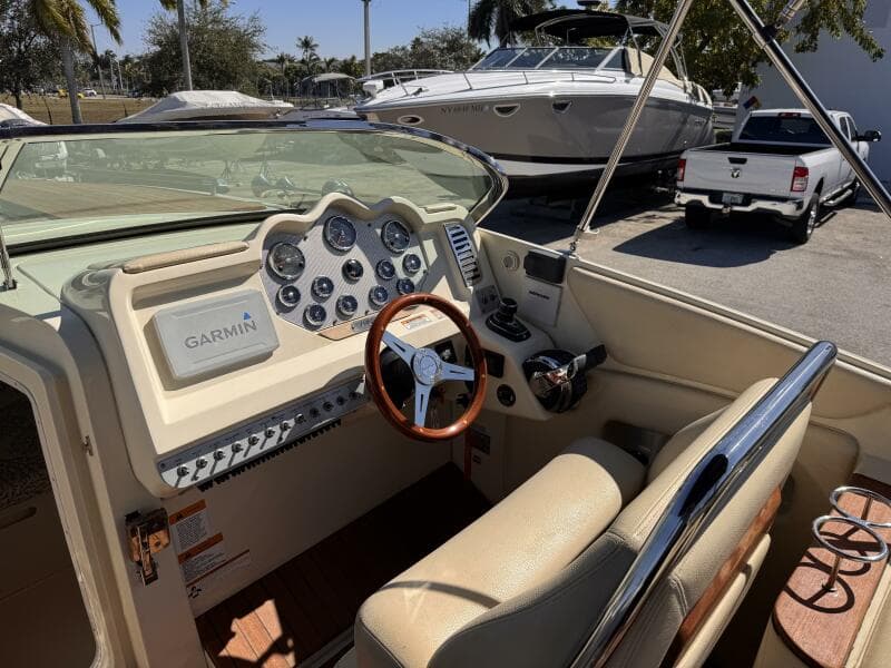2019 Chris-Craft 