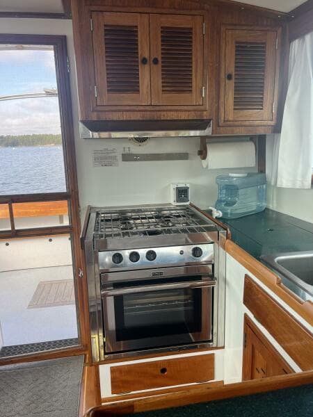 Miracle propane stove & oven