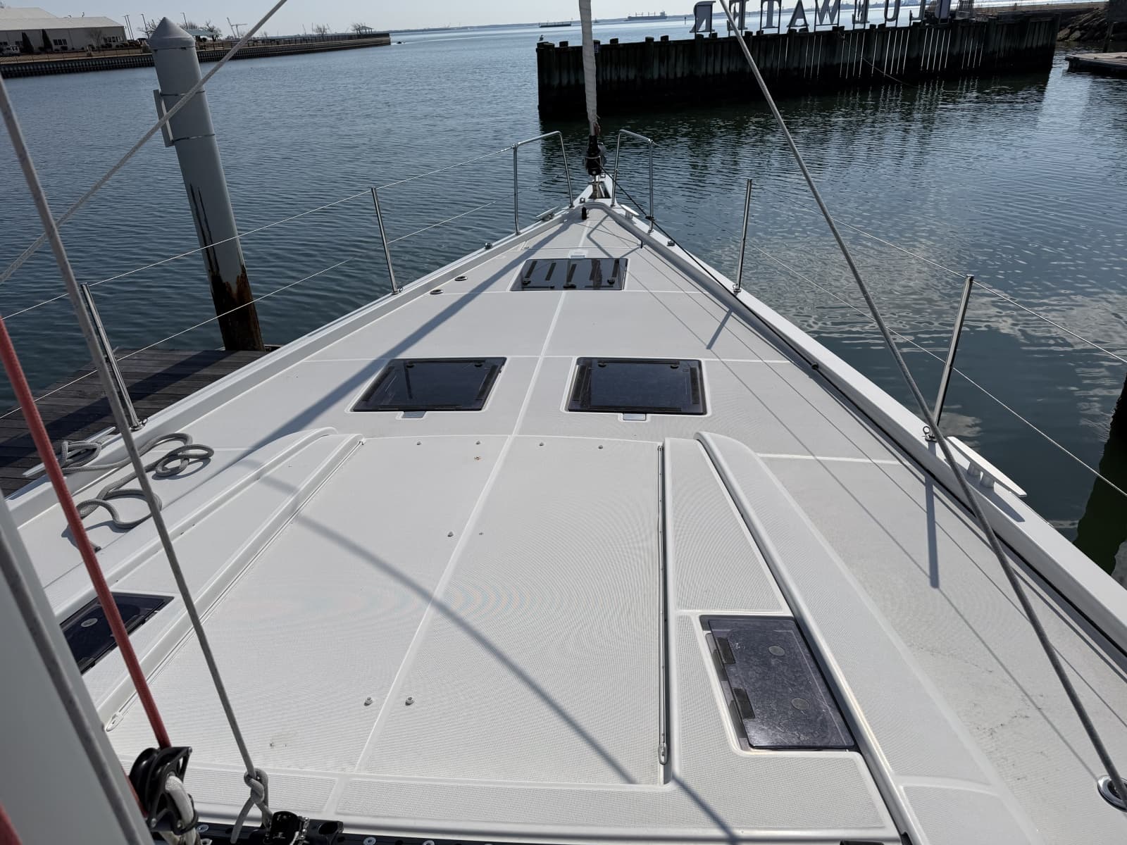 2022 Beneteau Oceanis Yacht 54