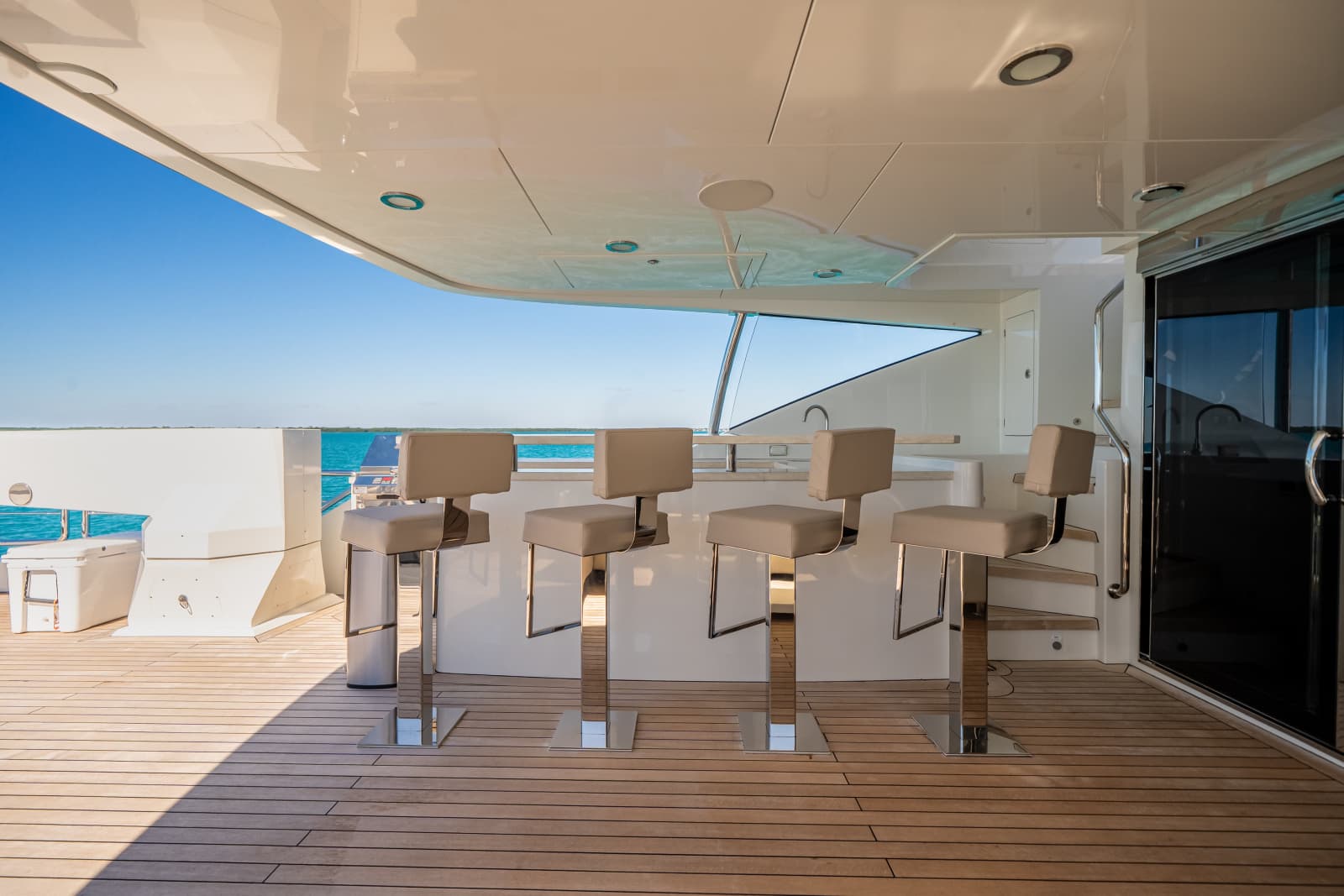 2022 Ocean Alexander 37L
