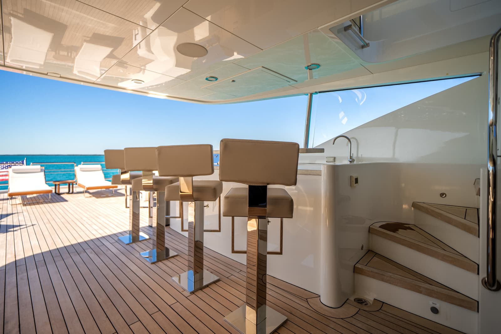 2022 Ocean Alexander 37L
