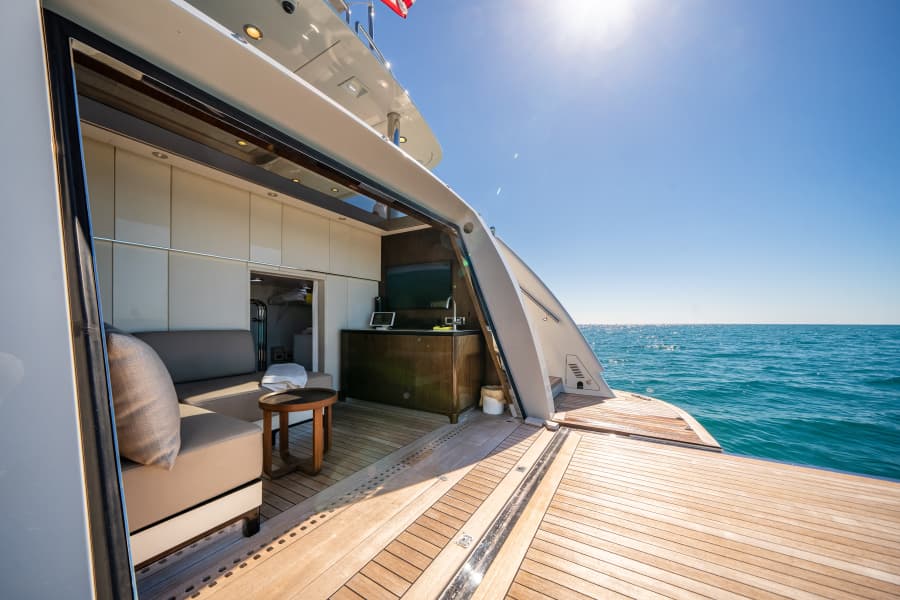 2022 Ocean Alexander 37L