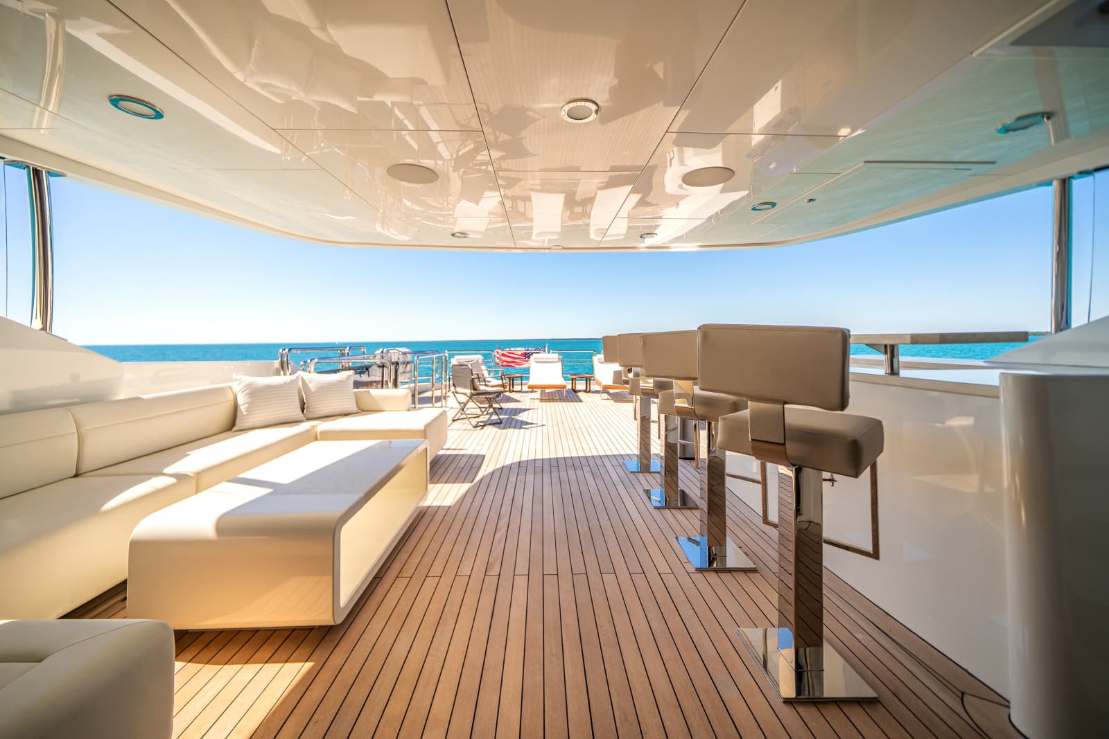 2022 Ocean Alexander 37L