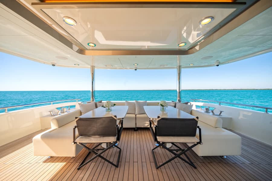 2022 Ocean Alexander 37L