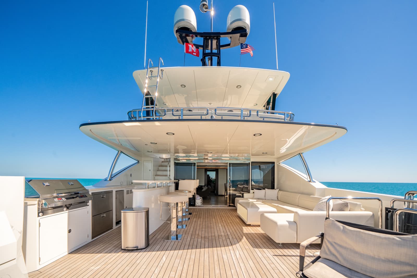2022 Ocean Alexander 37L