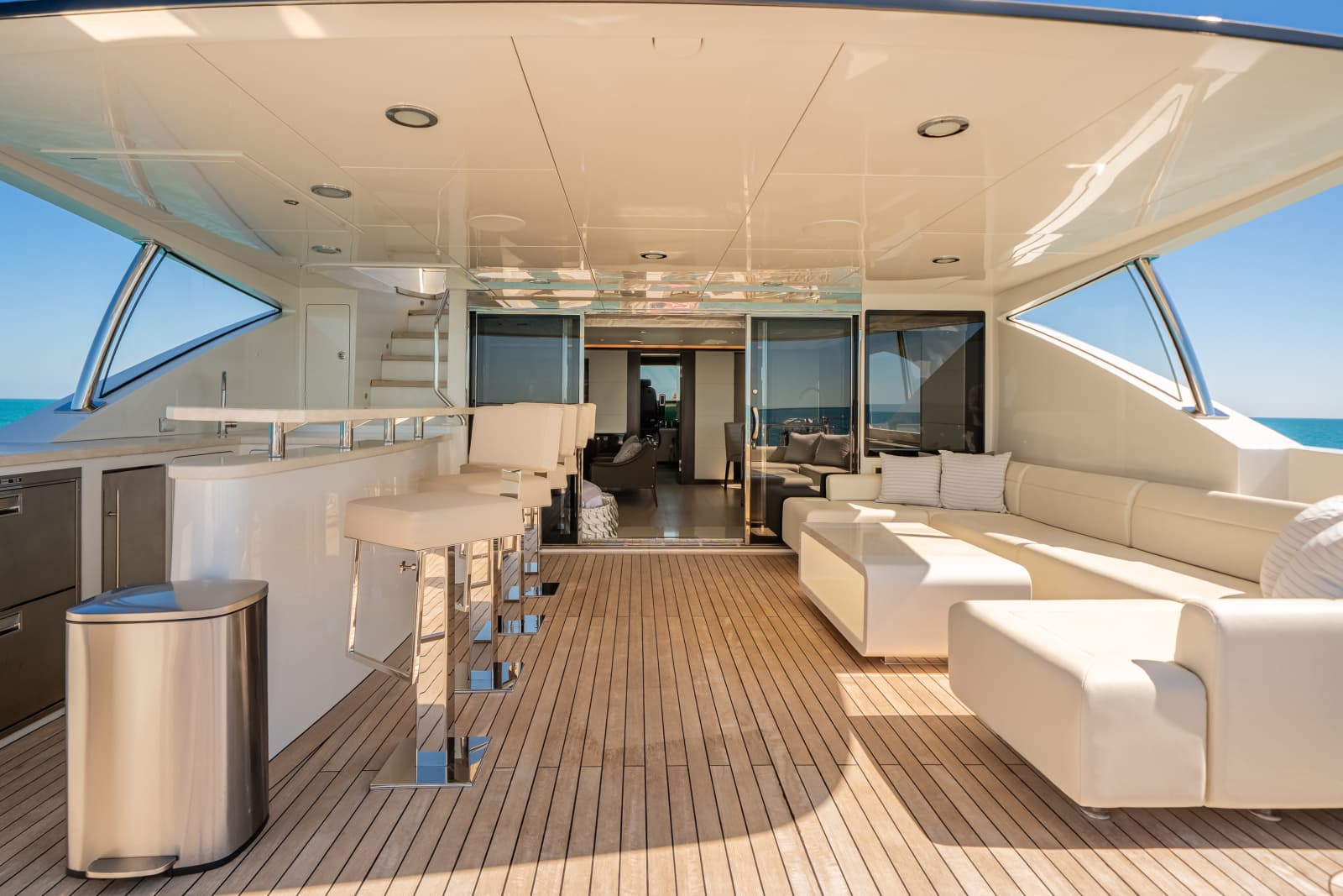 2022 Ocean Alexander 37L