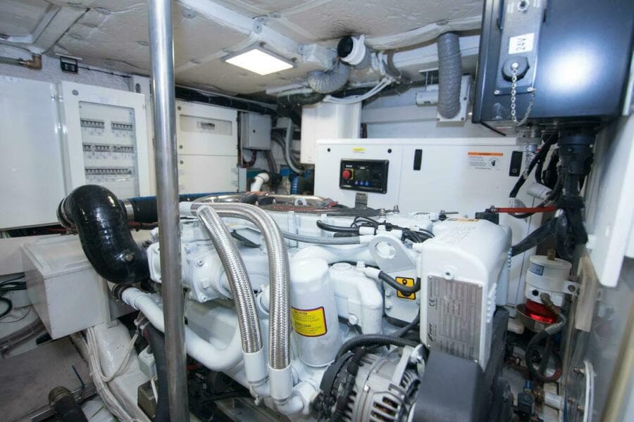 2019 Sundeck Yachts 580 Sport