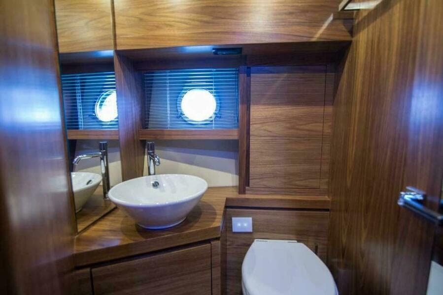 2019 Sundeck Yachts 580 Sport