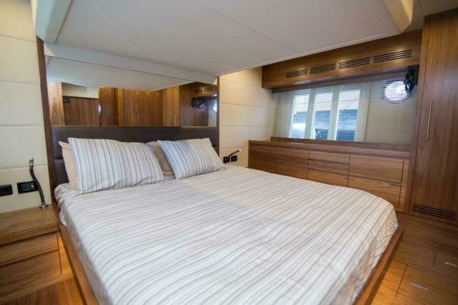 2019 Sundeck Yachts 580 Sport