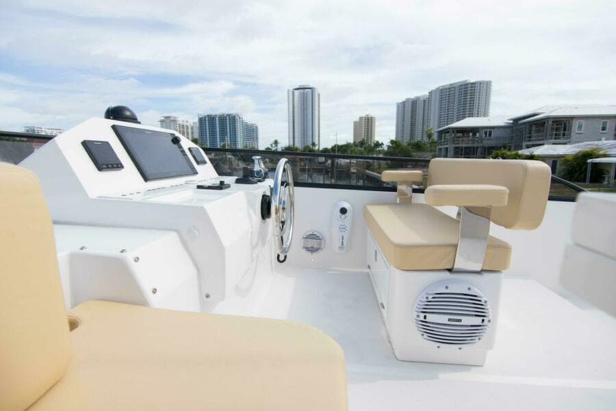 2019 Sundeck Yachts 580 Sport