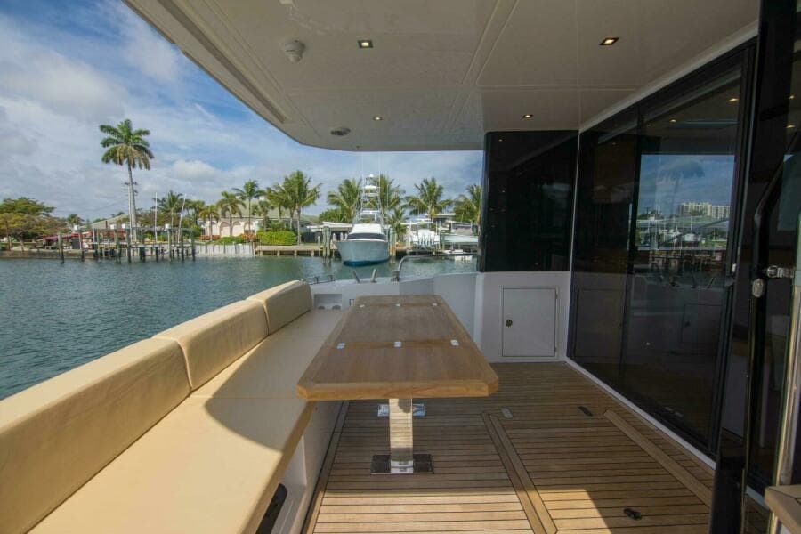 2019 Sundeck Yachts 580 Sport